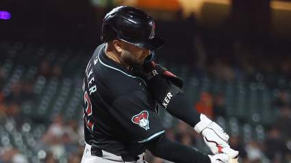 Yankees Predicted to Sign Future Hall of Famer, Would Help After Losing Walker