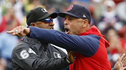 Yankees Predicted to Lose Free Agent Target to Red Sox