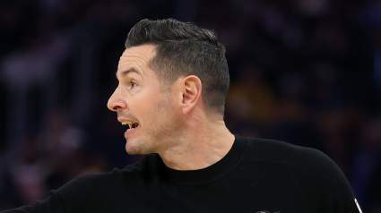 Lakers Trade Idea Would Land 43% 3-Point Shooter