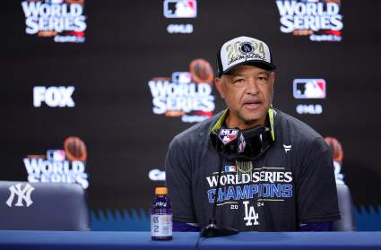Joe Torre Sends Strong Message on Dave Roberts Ahead of Dodgers’ World Series