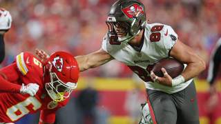 Buccaneers Get Devastating Injury News Ahead of Week 17