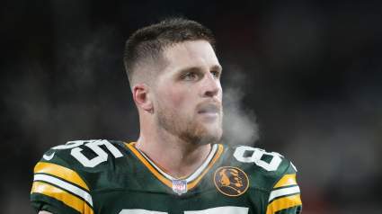 Vikings Star Slams Packers’ Tucker Kraft With 3 Words After ‘Pathetic’ Hit
