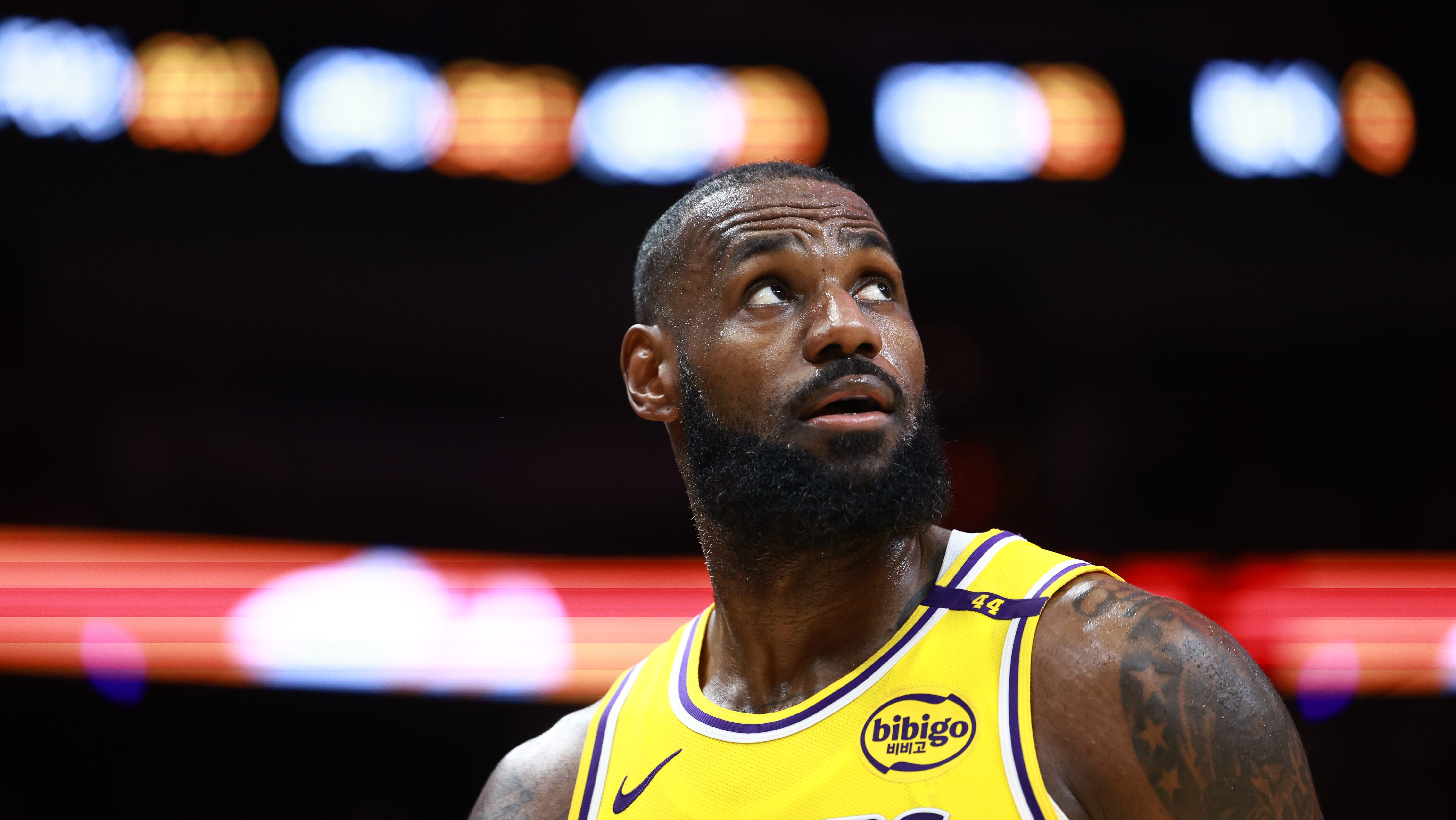 (レブロン・トンプソン ・ブラウン)NBA Ballers Joueurs AP25340042173059.jpg?w=1800&