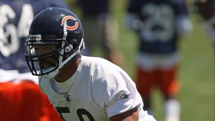 ‘Keep Your Eye On’ Former Bears LB As Candidate to Replace Thomas Brown