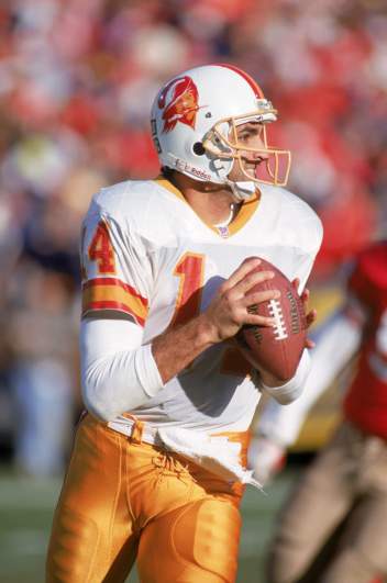 vinny testaverde