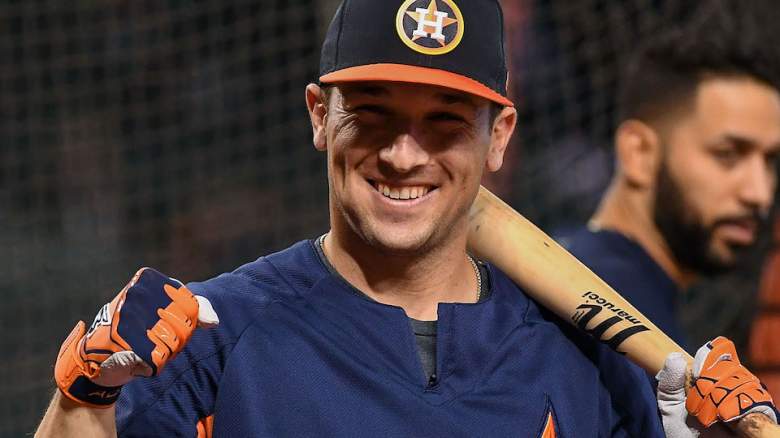 Alex Bregman makes a fist