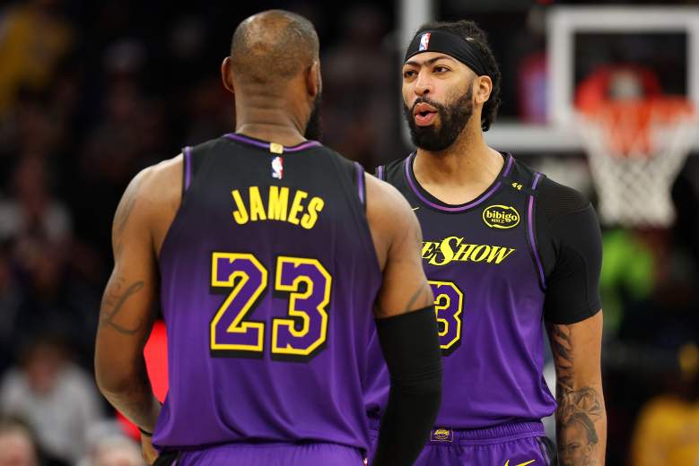 LeBron James, Anthony Davis 'Growing Concerned' With Lakers: Report