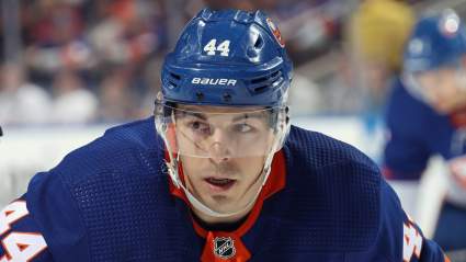 Trade Pitch has Maple Leafs Acquiring $30 Million Center, Defenseman in Blockbuster