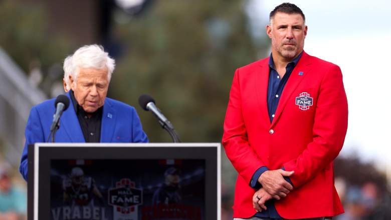 Robert Kraft and Mike Vrabel