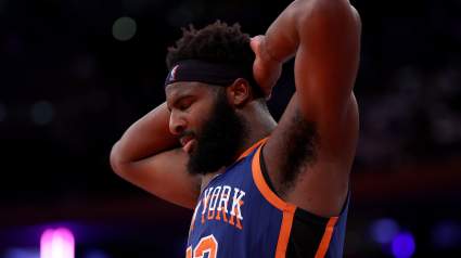 NBA Insider Issues Concerning Mitchell Robinson Update