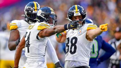 Steelers Predicted to Add ‘Catch-and-Run Specialist’ to Lift ‘Pedestrian’ Offense