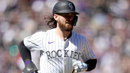 Analyst Urges Yankees to Avoid Signing Former Gold Glover Infielder