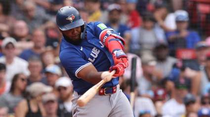 Trade Pitch Has Yankees Acquiring Guerrero Jr. in 4-Player Blockbuster