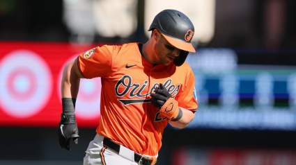 Yankees Linked to 900-Game Veteran From Rival