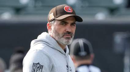 Browns Send No. 2 Pick for 4 Picks to Jets in Trade Pitch