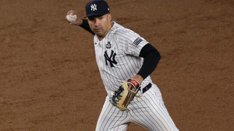 Gleyber Torres throws