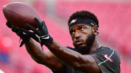 49ers Could Sign Projected $60 Million All-Pro WR Amid Deebo Samuel Trade Rumors