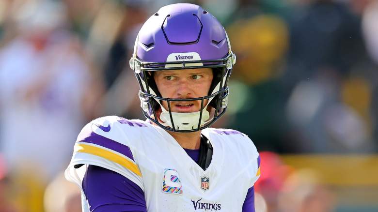 Vikings Projected To Give Sam Darnold $40 Million, Even If They Don't Keep Him