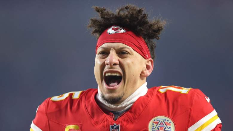 Eagles Player Punished for 'Violent' Act Against Chiefs' Patrick Mahomes