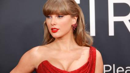 Taylor Swift Has Surprise Request Ahead of Super Bowl
