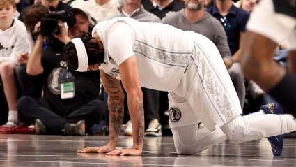 Mavericks’ Anthony Davis Injury Update Reveals Worrying News