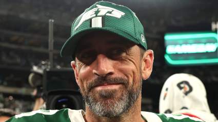 Vikings Linked to Jets QB Aaron Rodgers Before Offseason Begins