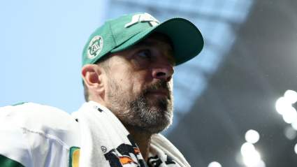 Jets QB Aaron Rodgers Gets Eyebrow-Raising News Amid Vikings Speculation