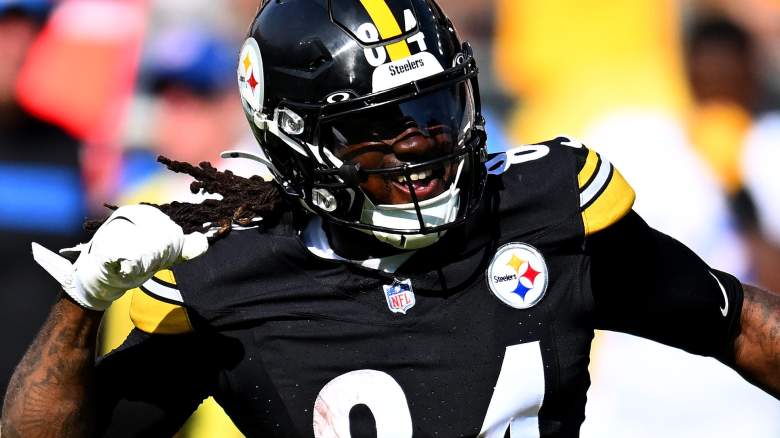 Steelers' Latest Signing Could Spell 'the End' for Veteran Cut Candidate