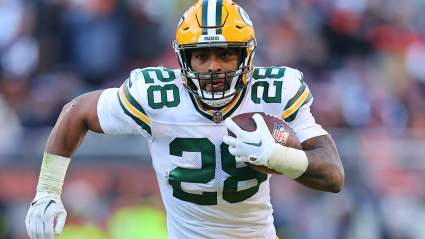 Eagles New RB Has 1-Word Response to Joining Super Bowl Champs