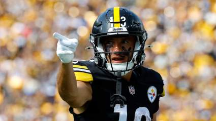Steelers Bring Back Speedy WR & Wideout With Great Size on New Deals: Reports