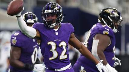 Eagles Urged to Consider Former $70 Million Safety on 1-Year Contract