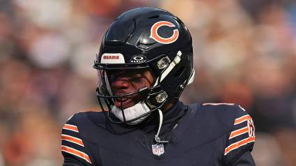 Browns Sign Speedy Receiver With QB Situation Still in Limbo