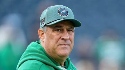 Former Eagles All-Pro Linebacker Finds New Home In AFC West
