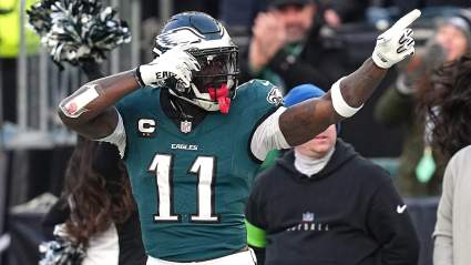 AFC East Fans Roasted Over Trade Hopes for Eagles’ $96 Million WR