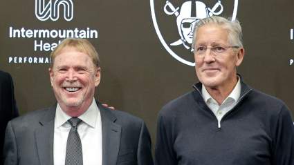 Browns Trade Pitch Sends No. 2 & More to Raiders
