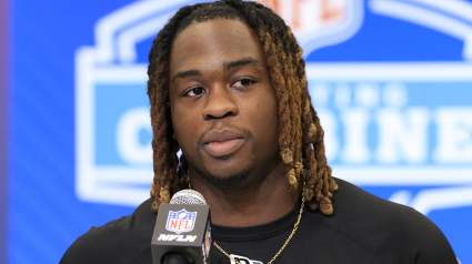 Ashton Jeanty Fuels Draft Rumors About Bears on Social Media