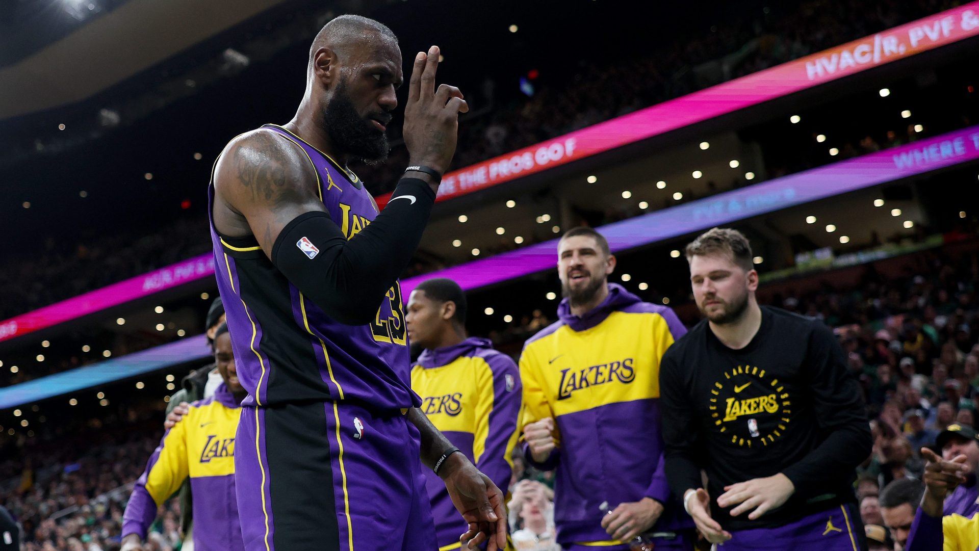 LeBron James, Lakers