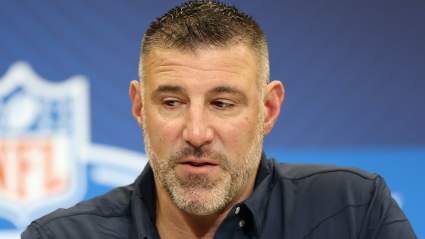 Patriots Mike Vrabel Speaks Out on Predicted Trade of $4.2 Million Quarterback