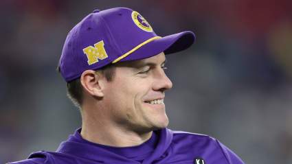 Vikings ‘Dark Horse’ to Land History-Making QB Amid Sam Darnold Rumors