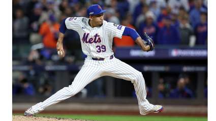 Mets’ Edwin Diaz Predicted to Receive $82 Million Contract