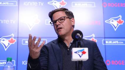 Insider Urges Blue Jays to ‘Hound’ NL Team to Acquire Former Cy Young Winner