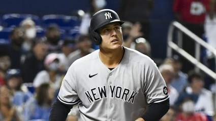Yankees’ Anthony Rizzo Predicted to Sign with AL East Rival