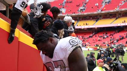 Chiefs Poach 25-Year-Old Ex-Raiders DE in Free Agency