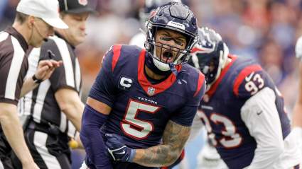 Texans Cut Massive Paycheck To Hometown Hero