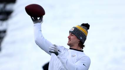 Former Steelers QB Puts Browns on Notice After Offseason Trade