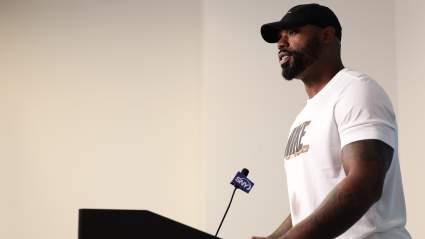 $20 Million Jets Veteran, 8-Time Pro Bowler Announces Retirement