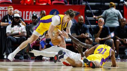 Ex-Lakers Big Man Strikes Deal With 76ers: Report