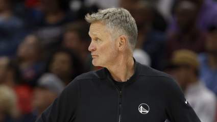 Warriors in Bidding War With 4 Teams to Retain Key Free Agent