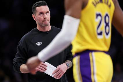 Lakers Make Desperate Move for Game 5 vs. Timberwolves