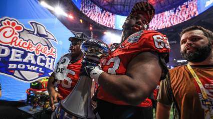 Patriots Rookie Blocker Reveals Head-Turning Off-Field Interest
